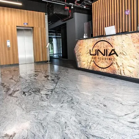 Smart Basen & Unia Art Centrum, Garaz Free,faktura Vat * לובלין