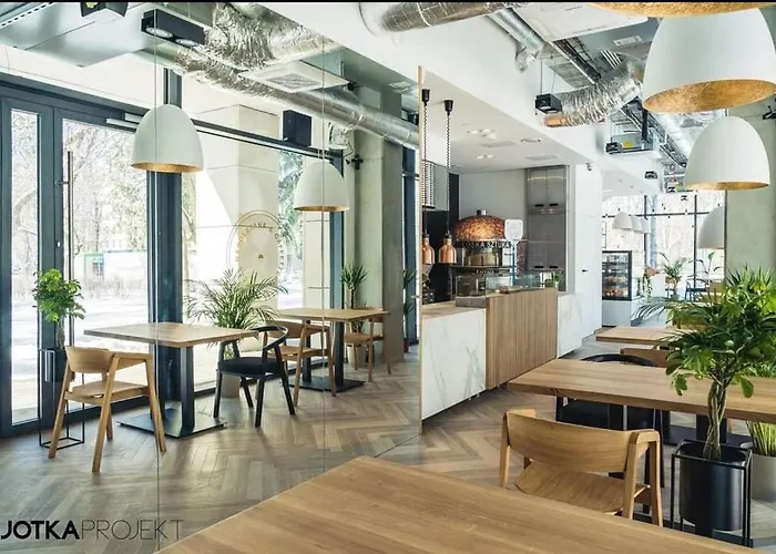 Smart Basen & Unia Centrum * Lublin